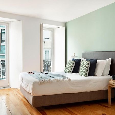 Altido Stylish 5Br Apt With Big Terrace In Principe Real Lisbon Exterior photo